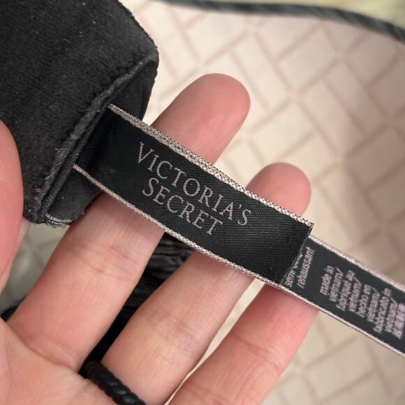 Victorias‎ Secret Bra 38DDD Gray Uplift Semi Demi Convertible Underwire Padded - Picture 6 of 11